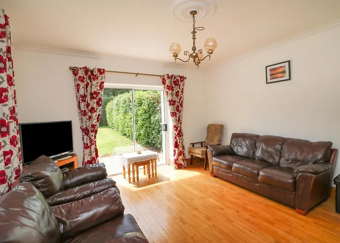 Tilladavin House 別荘 Tomhaggard